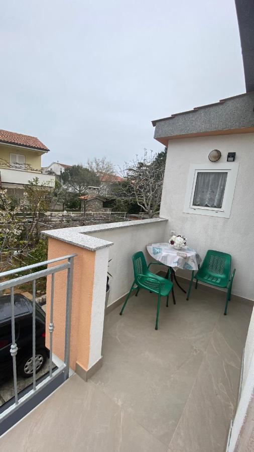 Guest House Tonica Krk Town Zewnętrze zdjęcie