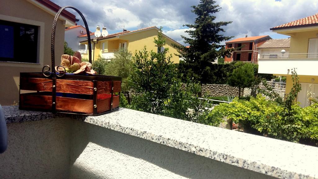 Guest House Tonica Krk Town Zewnętrze zdjęcie